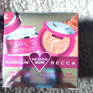 Glam glow face mask with Becca highlighter